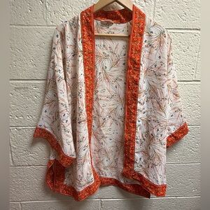 Max Studio Size Medium Like New Floral Cream & Red Kimono Topper Beachy Summer